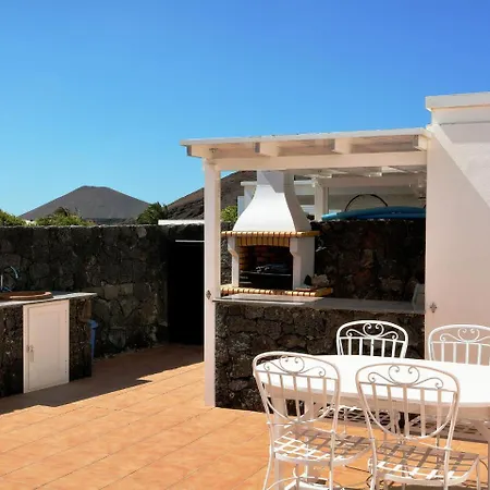 Tatil Evi Comfortable Holiday In Yaiza With Swimming Pool *