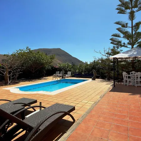 Comfortable Holiday In Yaiza With Swimming Pool Yaiza (Lanzarote)